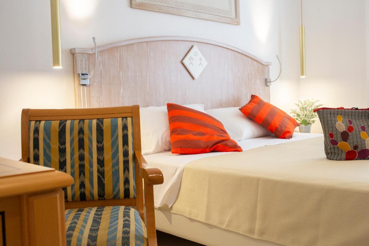 Hotel Tabernabe Tortolì Zewnętrze zdjęcie